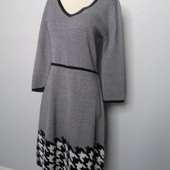 Nine West Knit Dress - Picture 6 of 11